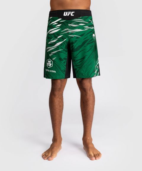 UFC Fusion by Venum Authentic Fight Night Men Fightshorts - Green