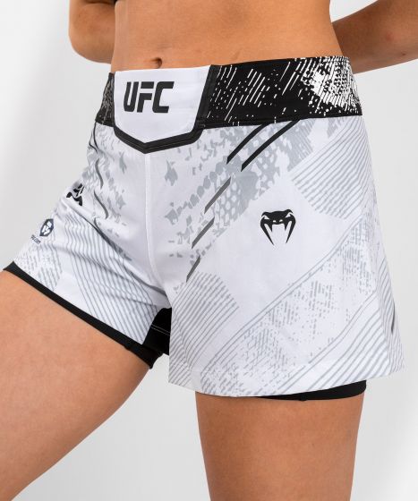 UFC Adrenaline | VENUM Authentic 格斗之夜 女士格斗短裤 - 白色