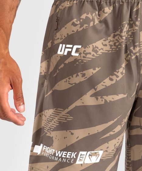 VENUM | UFC ADRENALINE 格斗周3.5 男士训练短裤 - 沙漠迷彩色
