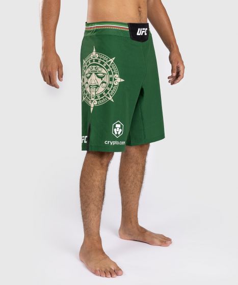 Noche UFC By Venum Authentic Fight Night Men’s Fight Short - Long Fit - Green