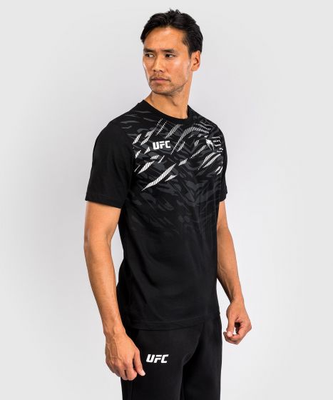 UFC Fusion by Venum Replica Men T-Shirt - Black