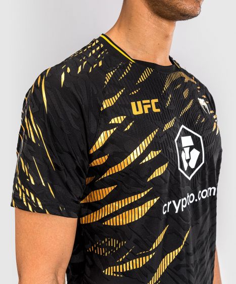 UFC Fusion | VENUM Authentic 格斗之夜 男士出场速干T恤 - 冠军色