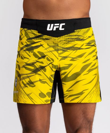 UFC Fusion | VENUM Authentic 格斗之夜 男士格斗短裤-短款 - 黄色