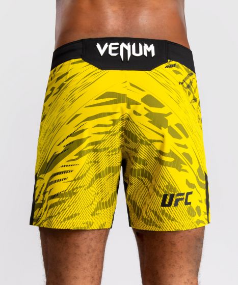 UFC Fusion | VENUM Authentic 格斗之夜 男士格斗短裤-短款 - 黄色