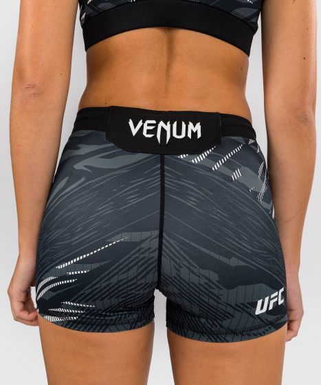 UFC Fusion | VENUM Authentic 格斗之夜 女士紧身短裤-短款 - 黑色