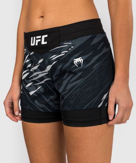 UFC Fusion | VENUM Authentic 格斗之夜 女士格斗短裤-双层 - 黑色