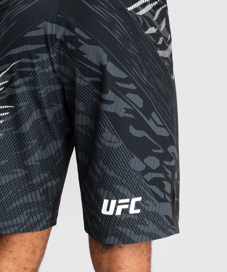 UFC Fusion | VENUM Authentic 格斗之夜 男士格斗短裤-长裤 - 黑色