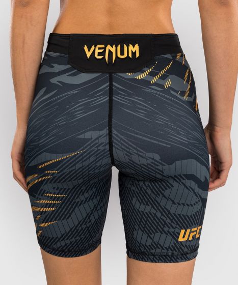 UFC Fusion | VENUM Authentic 格斗之夜 女士紧身短裤-长款 - 冠军色