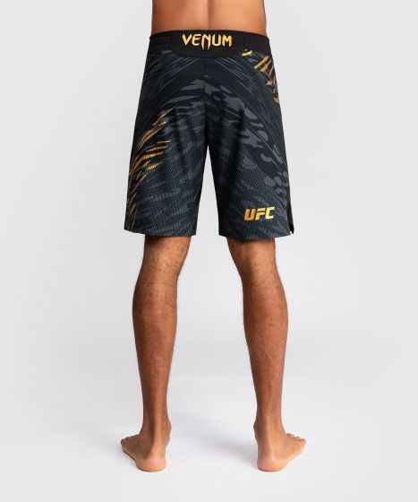 UFC Fusion by Venum Authentic Fight Night Men Fightshorts - Black/Gold