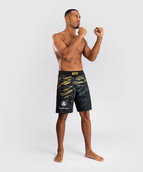 UFC Fusion by Venum Authentic Fight Night Men Fightshorts - Black/Gold